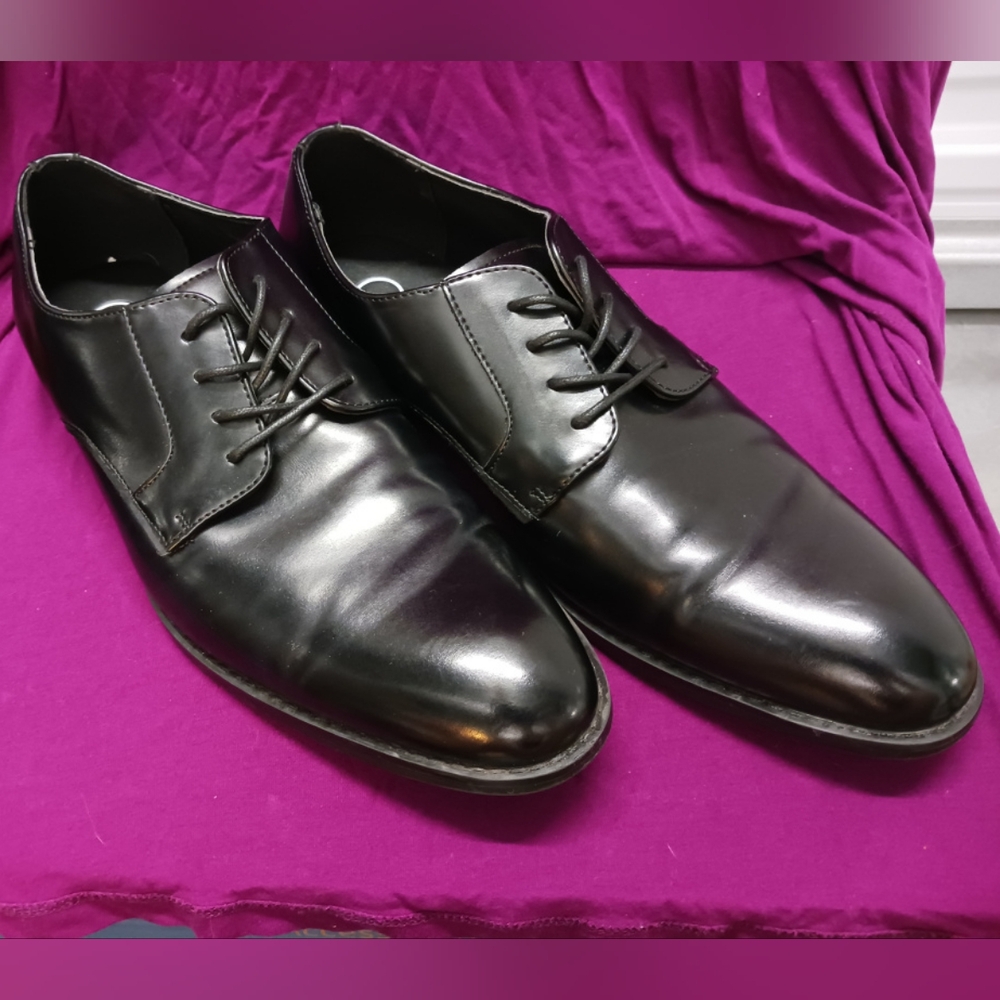 Men's Calvin Klein Black MAXLER Shoes Size 11